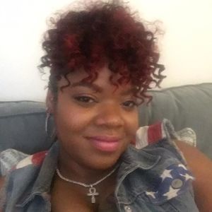 Meet your Posher, Regina